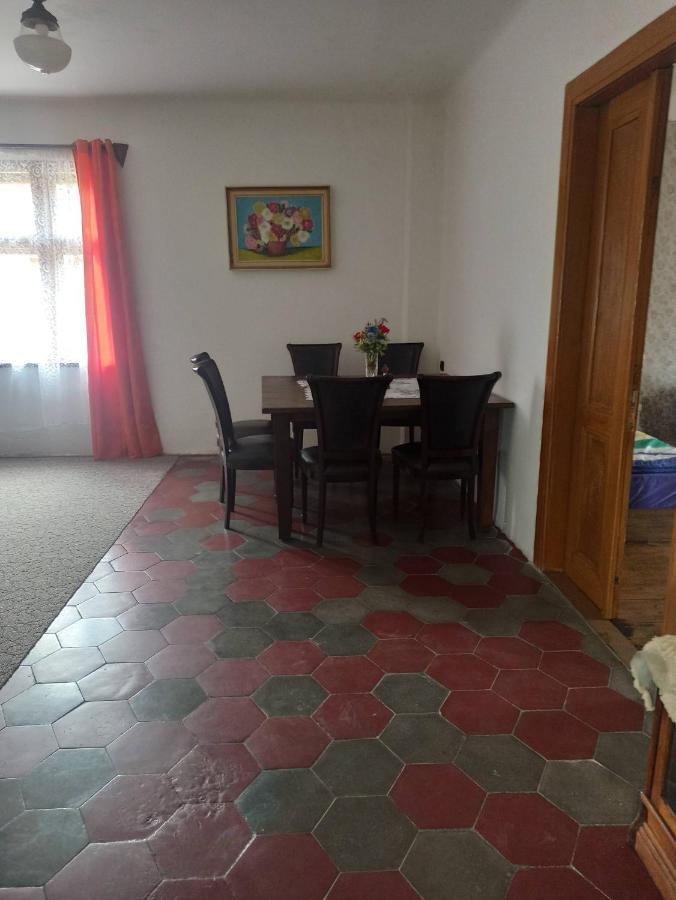 Apartman Menany Εξωτερικό φωτογραφία